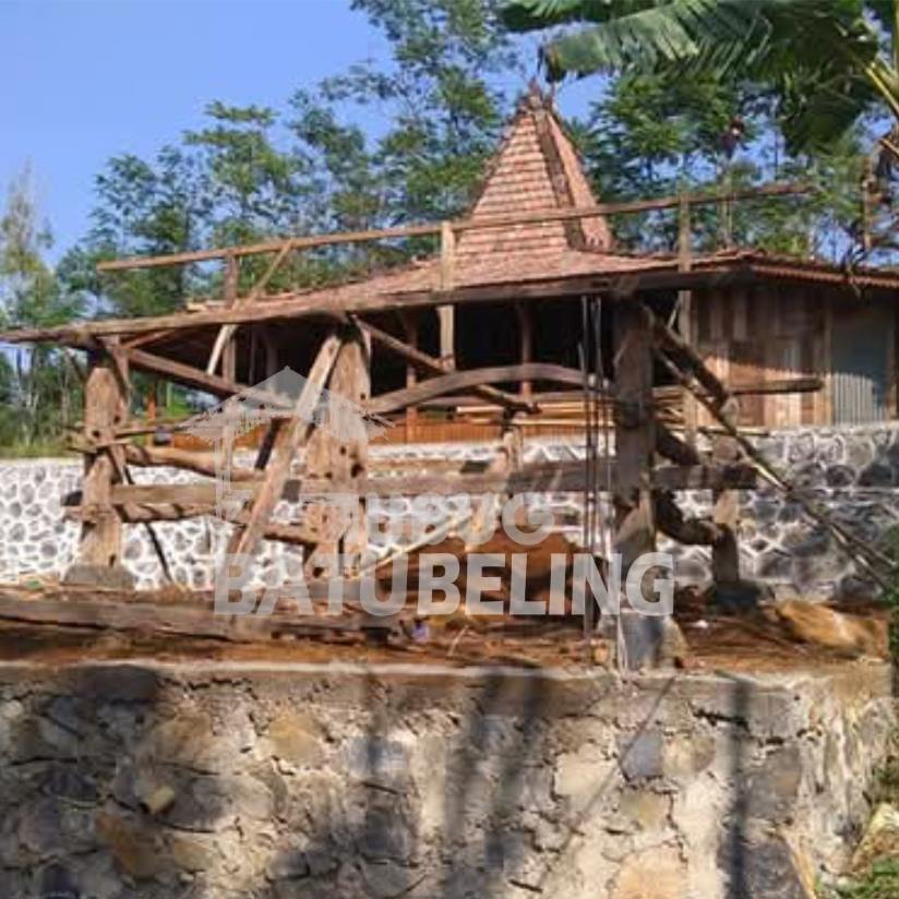 Kontraktor Jasa Pembuatan Rumah Kayu 3